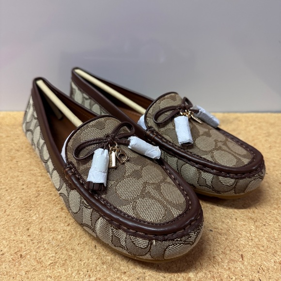 moira loafer